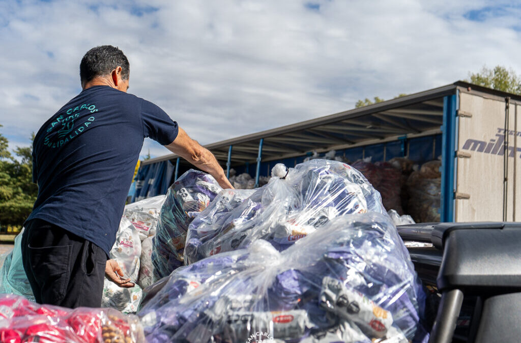 San Carlos intensifica su apoyo alimentario mediante una significativa donación destinada a merenderos e instituciones