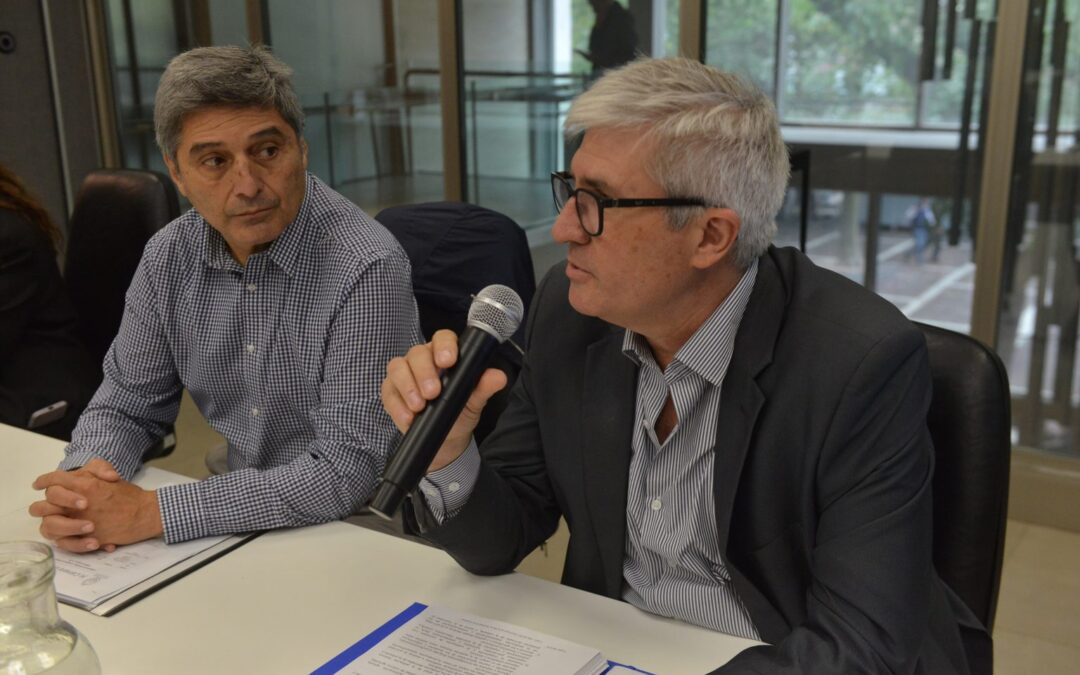 Despacho favorable al proyecto que busca fortalecer la actividad apícola en Mendoza