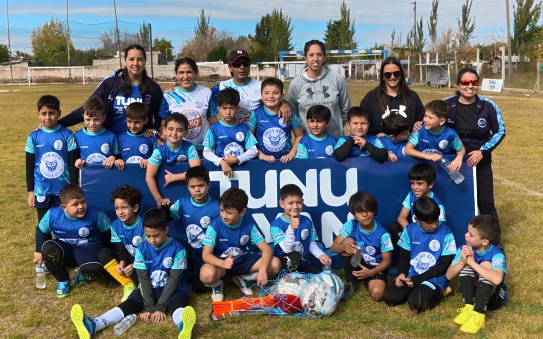 El sábado por la mañana, la cancha del Sport Club fue el escenario del Primer Encuentro de Escuelitas de Fútbol 