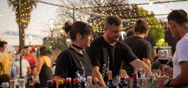 Éxito total en Vino Vivo 2026: miles de personas celebraron el Malbec en San Carlos