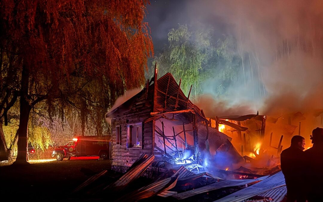 Pérdidas totales tras el incendio de una vivienda en La Consulta