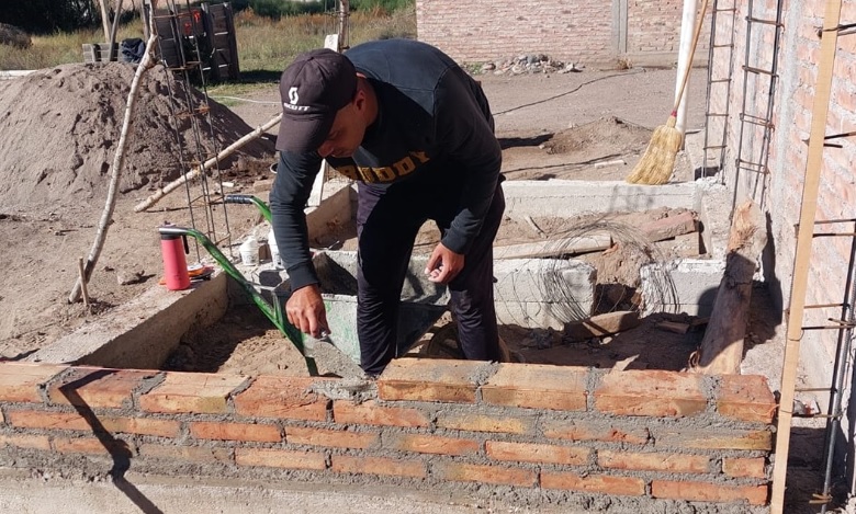 Puentes, baños y desagües: las obras que llegan al sur de San Carlos