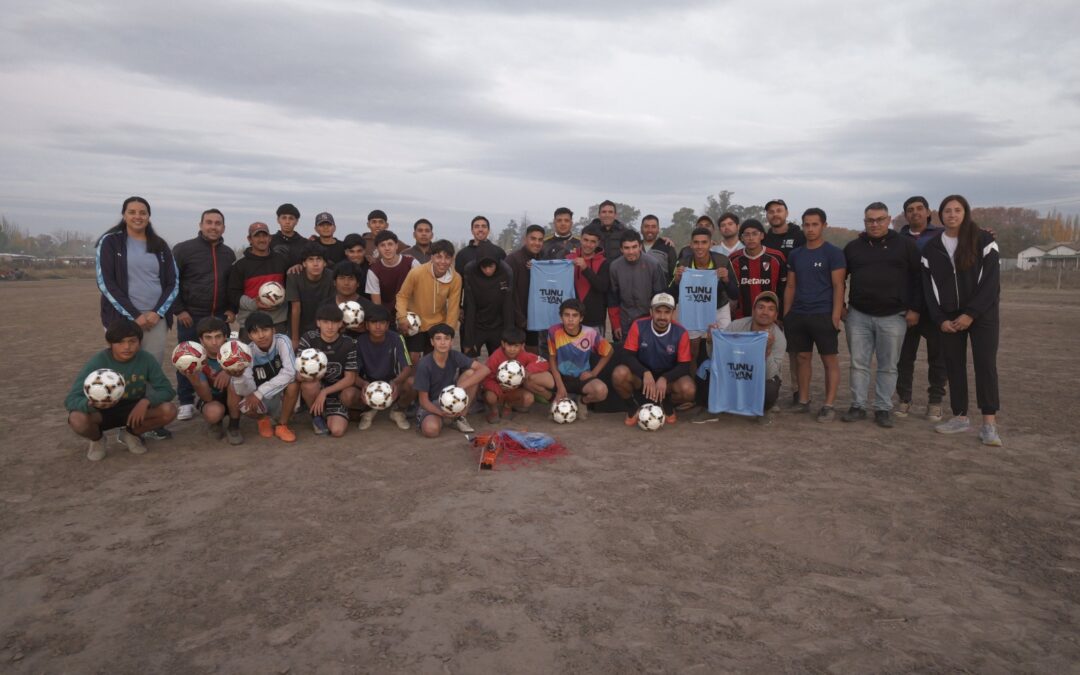 Tunuyán: entregan materiales a clubes de la Liga de Fútbol