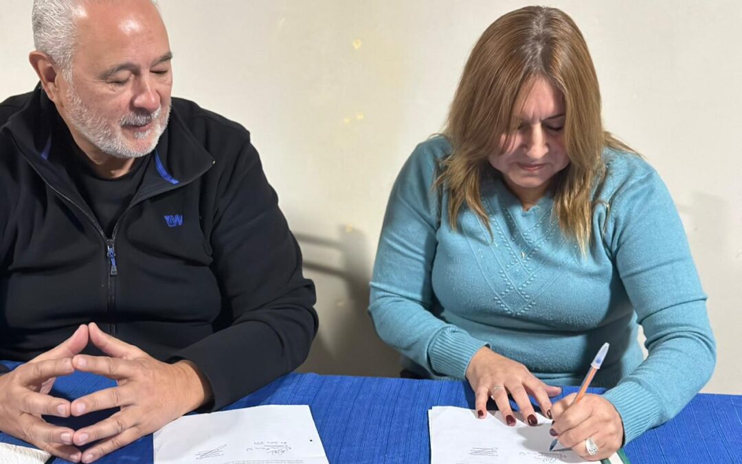 La Municipalidad de San Carlos firmó un importante convenio de trabajo con la Cooperativa Textil Uco