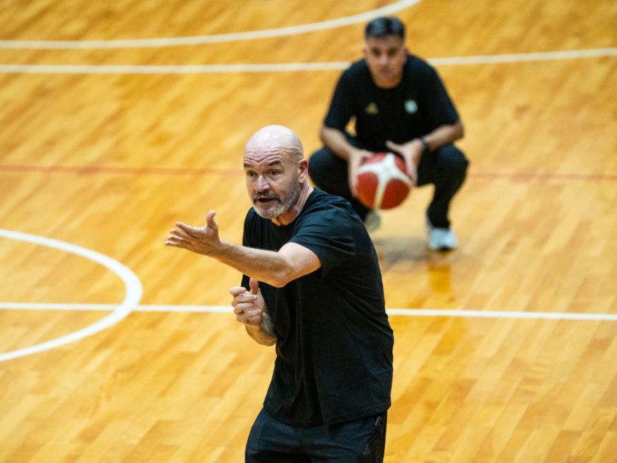Gregorio Martínez continuará al frente de la Selección Mayor Femenina