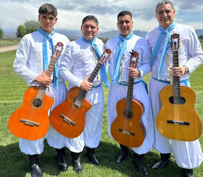 Los Trovadores de Cuyo estarán junto a la Filarmónica en la Velada de Gala Patriótica