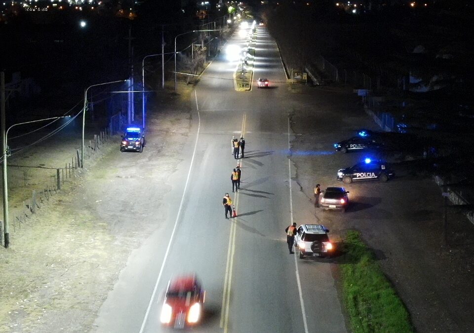 San Carlos: Controlaron casi 80 vehículos en un megaoperativo de la Policía