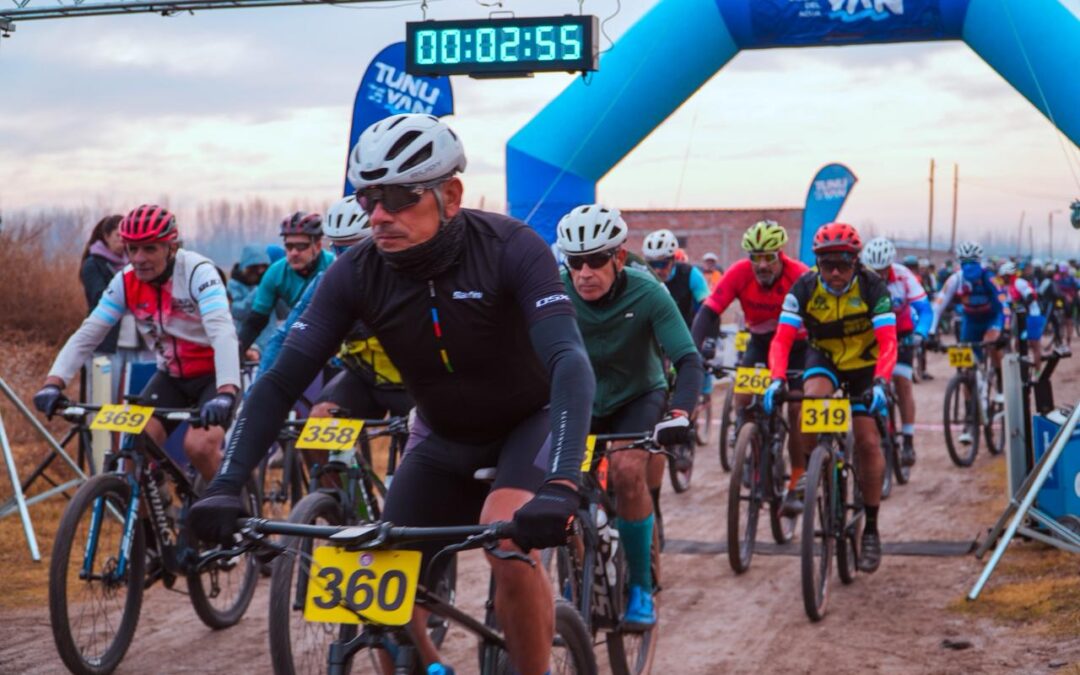Rural Bike: Más de 200 ciclistas disfrutaron de la montaña 