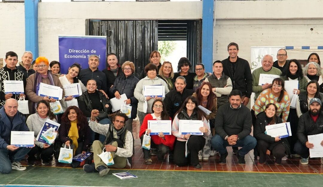 Impulso al trabajo local: 40 artesanos de Tunuyán obtuvieron su certificación provincial