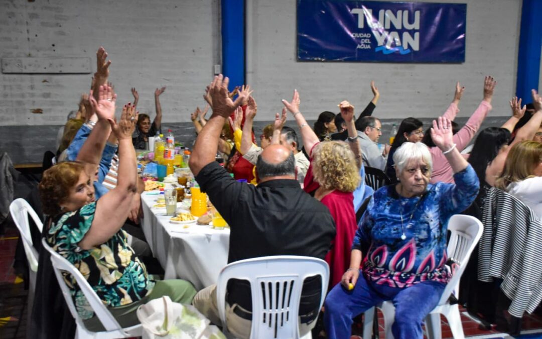 Tunuyán: Abren inscripciones para talleres de teatro y coro para Adultos Mayores
