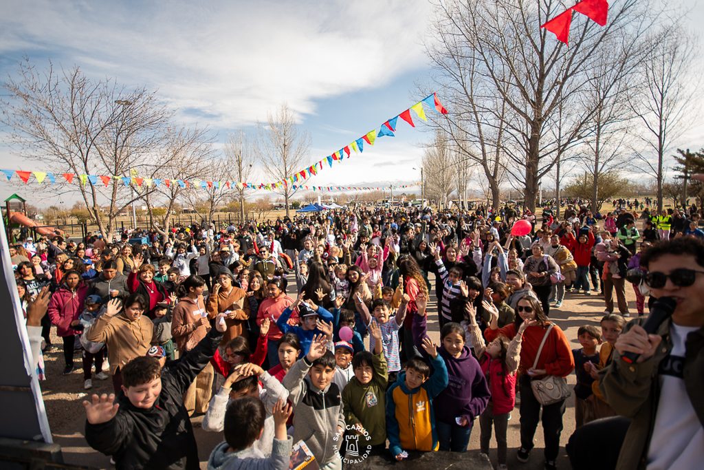 Espectáculos, chocolate y sorteos: así se vivieron los festejos del Día del Niño en San Carlos