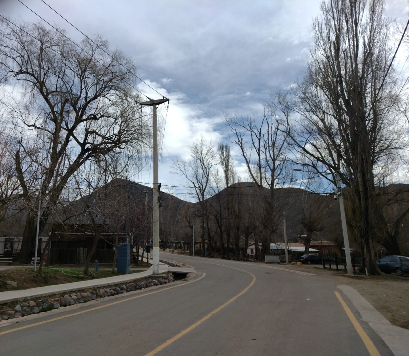 Viernes algo nublado y leve aumento de la temperatura