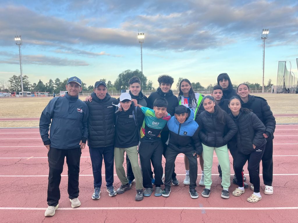 Gran actuación de San Carlos en los Juegos Sanmartinianos: un clasificado al Nacional y múltiples podios en atletismo