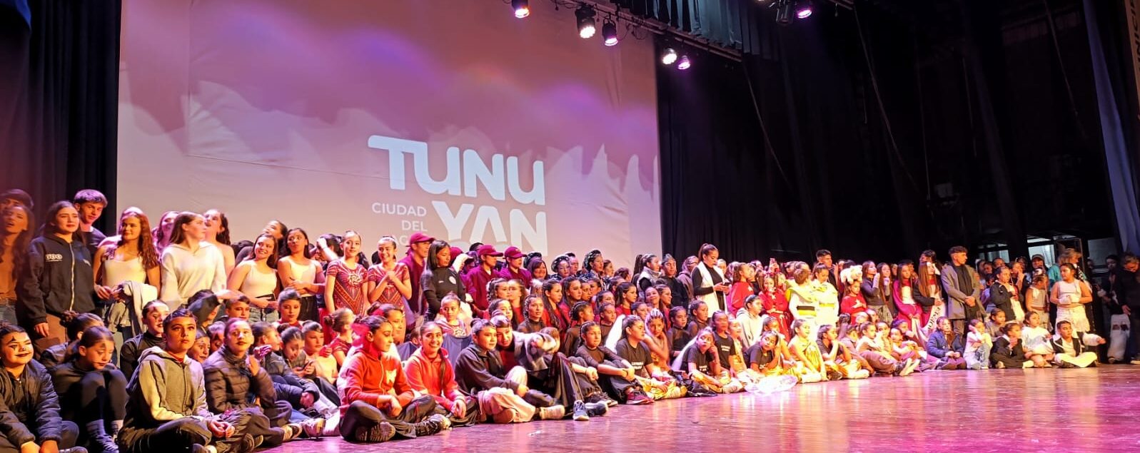 Más de 600 bailarines participaron de la Selectiva Valle de Uco de Ritmos y Tendencias