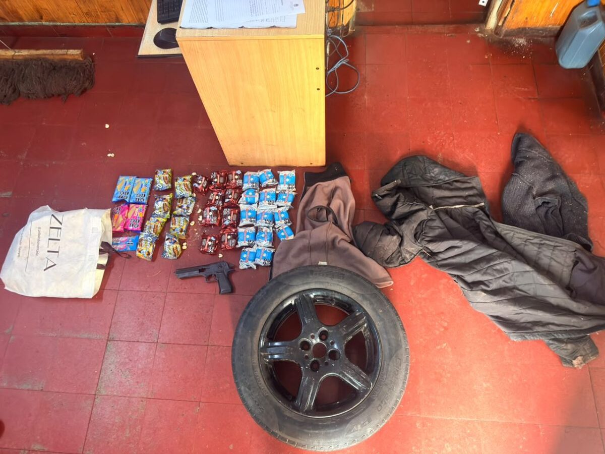 Dos procedimientos de la UEP en Tupungato: un adolescente con una rueda robada y dos hombres aprehendidos en una finca con marihuana
