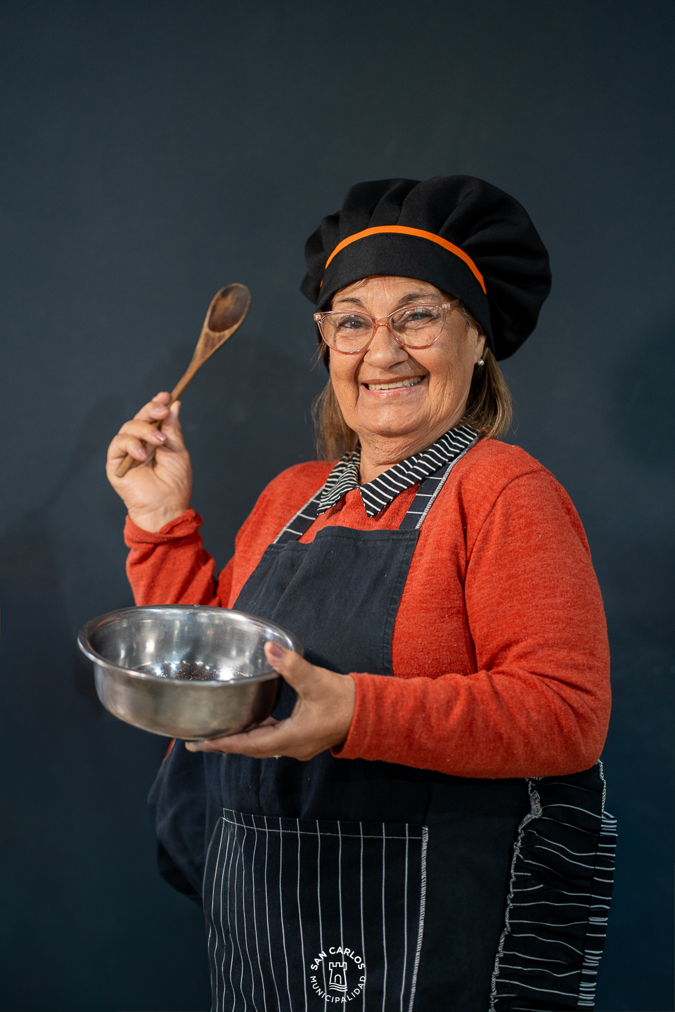Norma Ramírez llevará la carne a la masa con pan casero de San Carlos al concurso provincial “La Receta de la Abuela”