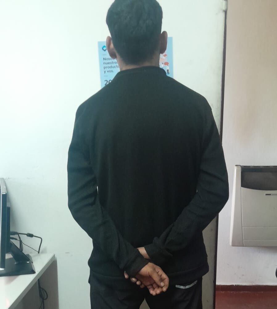 Robó zapatillas en Tunuyán, la dueña lo siguió y terminó aprehendido