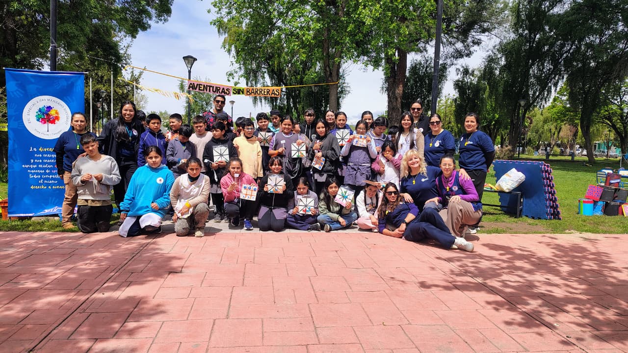 La Escuela Manzano Histórico realizó una jornada por la inclusión en Vista Flores